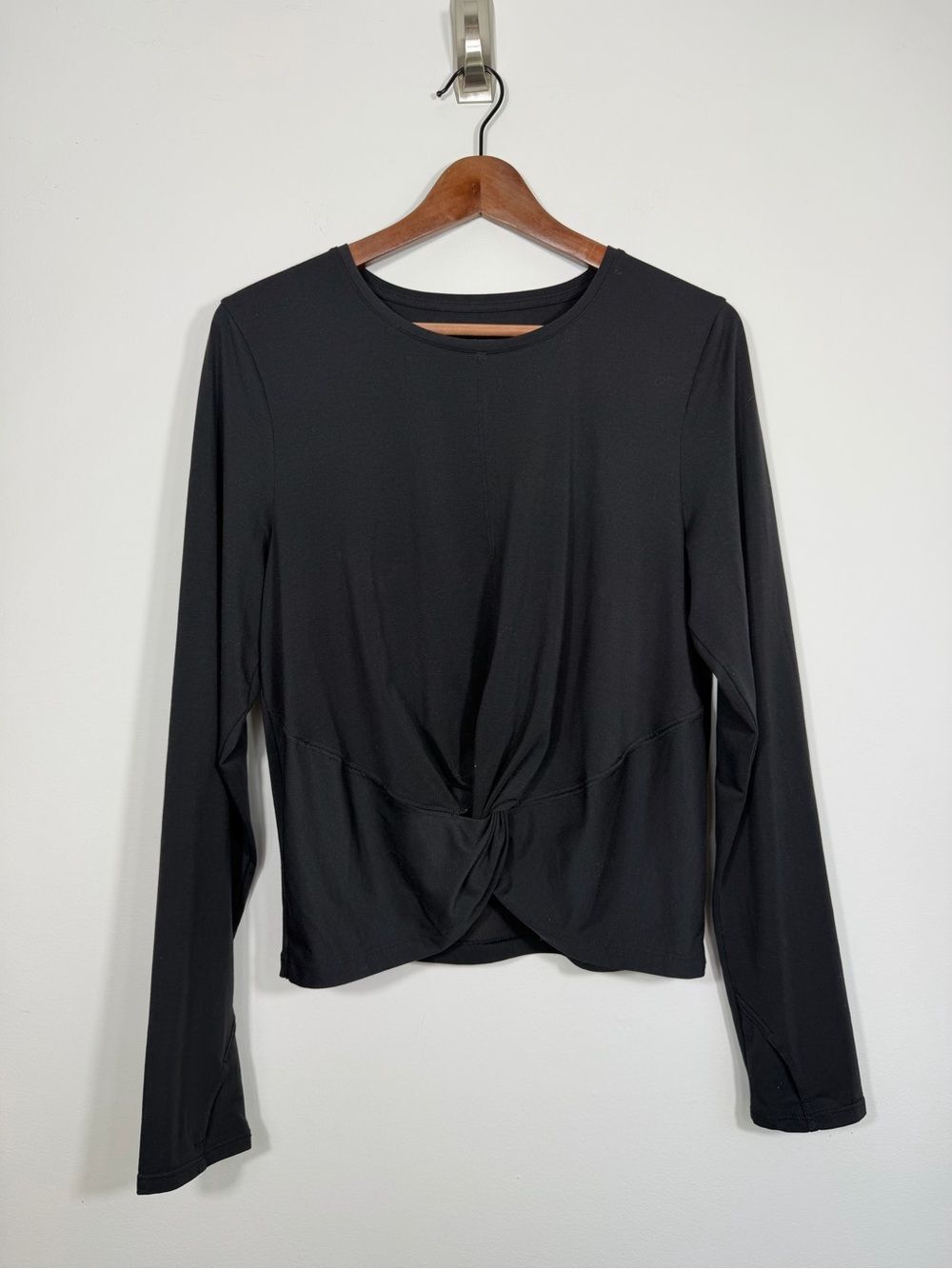 Athleta Essence Twist Front Black Long Sleeve Yoga Top Women’s Large L